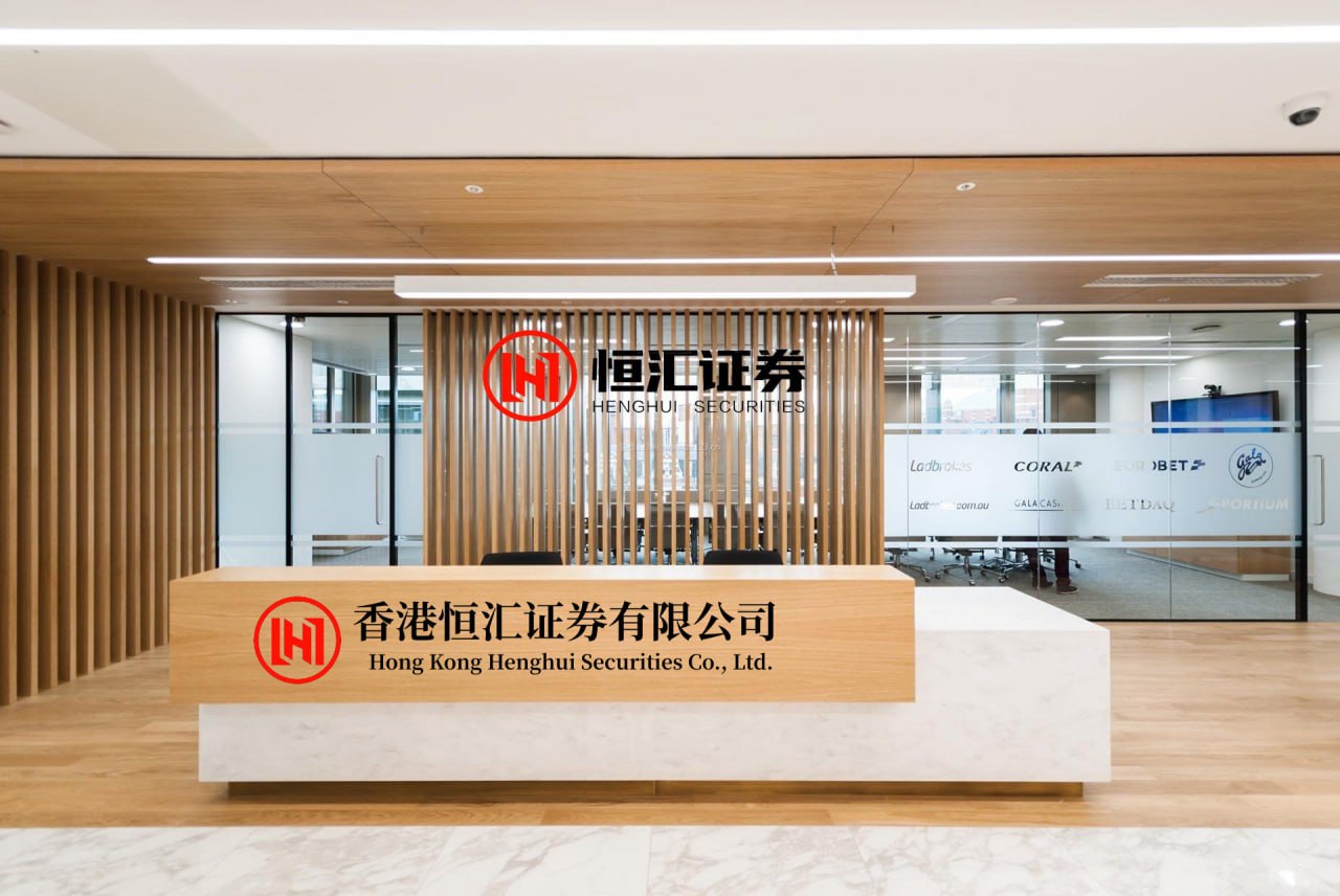 涨盈配 超级智能的下一个入口：谷歌、Meta、英伟达......科技巨头都在加码“世界模型”